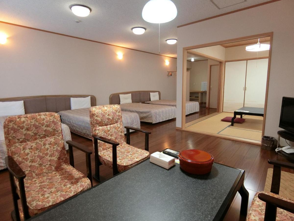 Yurakuan Miyazaki Hotel Exterior photo
